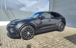 Porsche Macan Electric 4