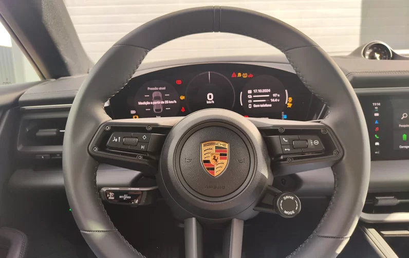 Porsche Macan Electric 4