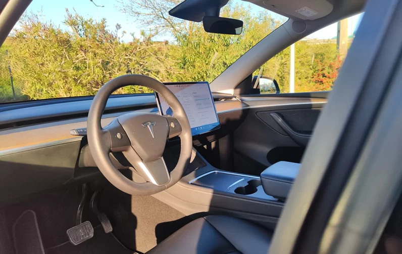 Tesla Model Y Long Range Dual Motor AWD