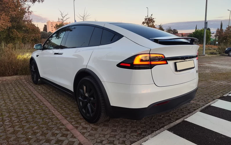 Tesla Model X Plaid AWD