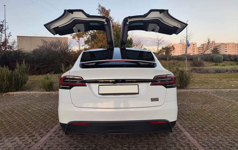 Tesla Model X Plaid AWD