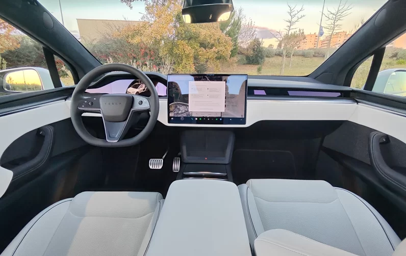 Tesla Model X Plaid AWD